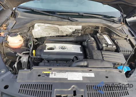 2017 Volkswagen Tiguan 2.0T/2.0T S from USA, damaged, VIN WVGAV7AX7HK046852